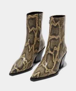 Sallygates.shop2137d8f6e2 1