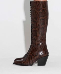 Sallygates.shop23e810053b 4