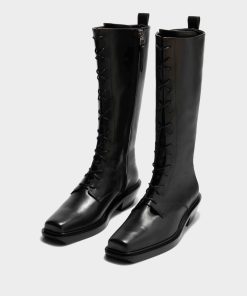 Sallygates.shop7feacb1e4d 1