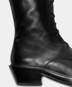 Sallygates.shop7feacb1e4d 2