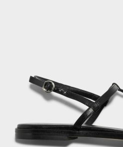 Sallygates.shop8624d66f38 3