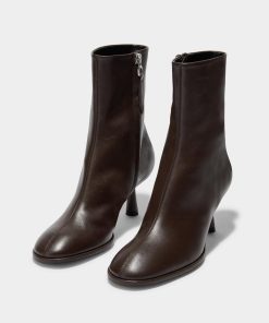 Sallygates.shop930559fa36 1