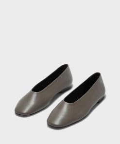 Sallygates.shope201f22902 1