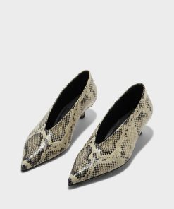 Sallygates.shope30d9bdc8d 1